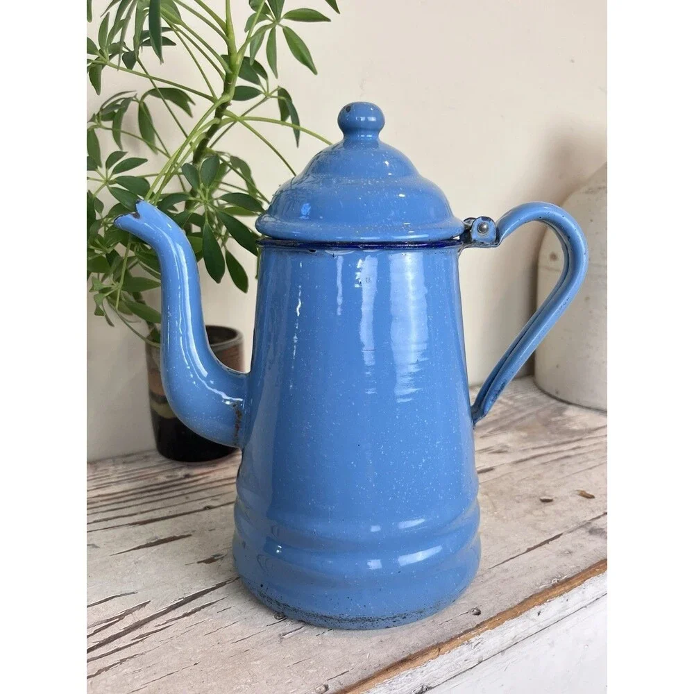 Kitchen vintage blue